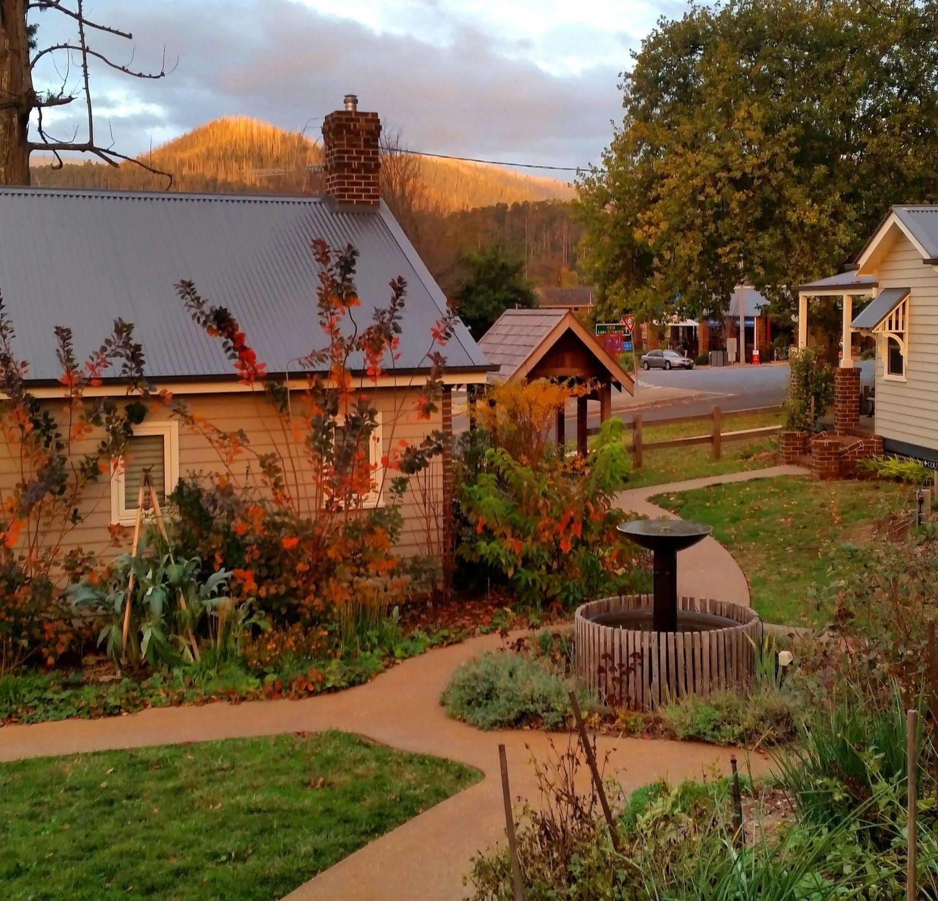 Marysville Garden Cottages Exterior photo